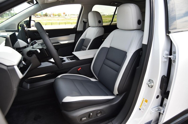 Honda Prologue Vehicle Image 20