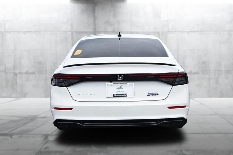 Honda Accord Hybrid Vehicle Image 06
