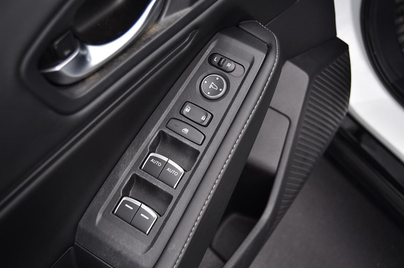Honda Accord Hybrid Vehicle Image 08