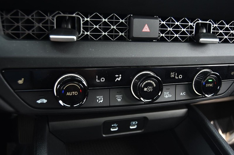 Honda Accord Sedan Vehicle Image 13