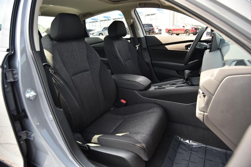 Honda Accord Sedan Vehicle Image 19