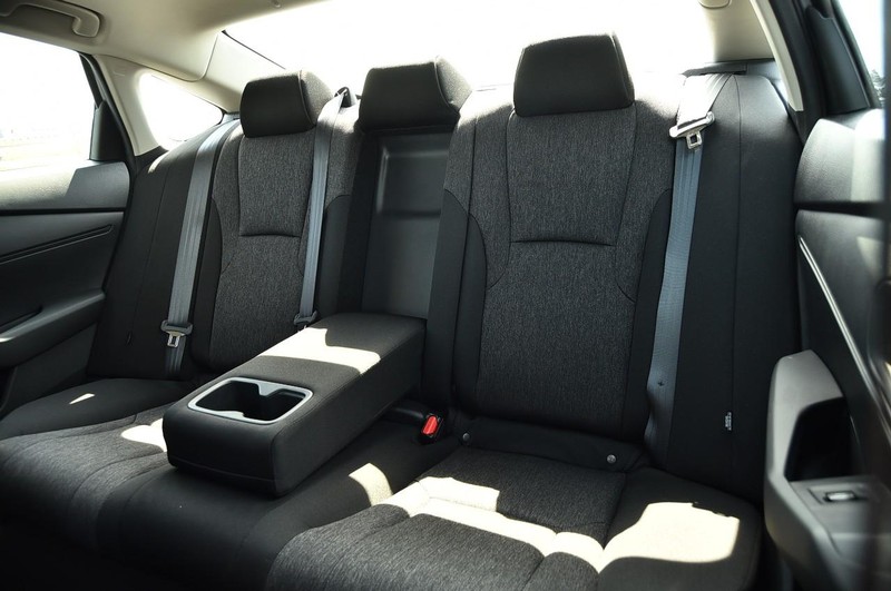 Honda Accord Sedan Vehicle Image 21