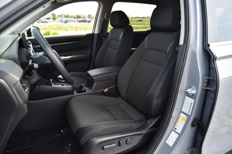 Honda CR-V Vehicle Image 19