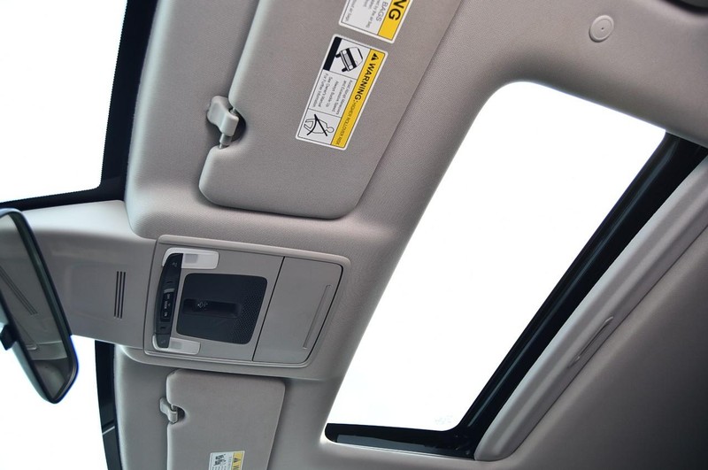 Honda CR-V Vehicle Image 21