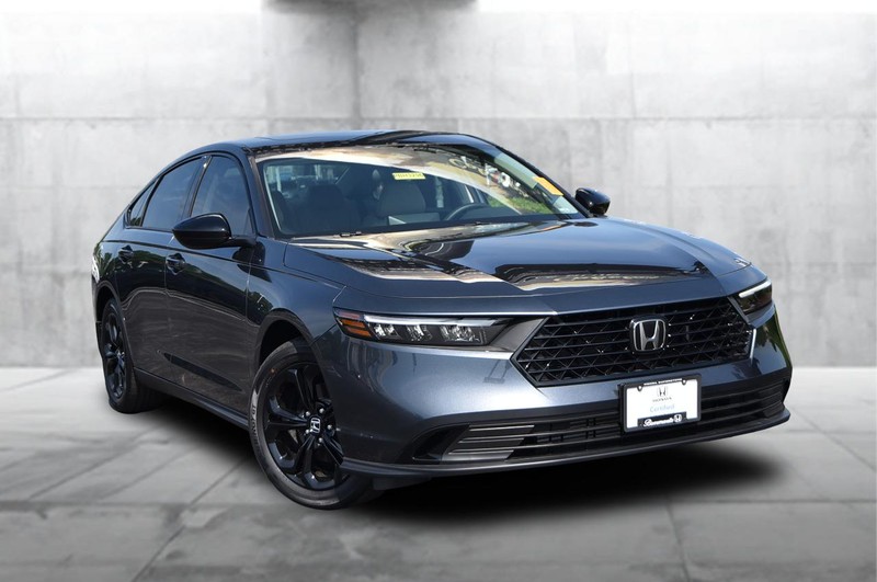 Honda Accord Sedan Vehicle Image 02