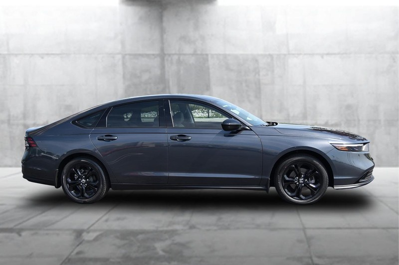 Honda Accord Sedan Vehicle Image 05