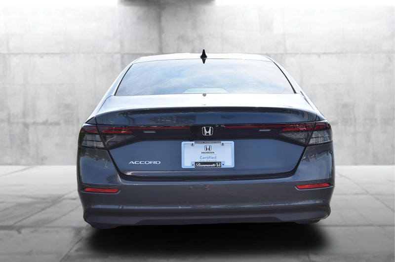 Honda Accord Sedan Vehicle Image 06
