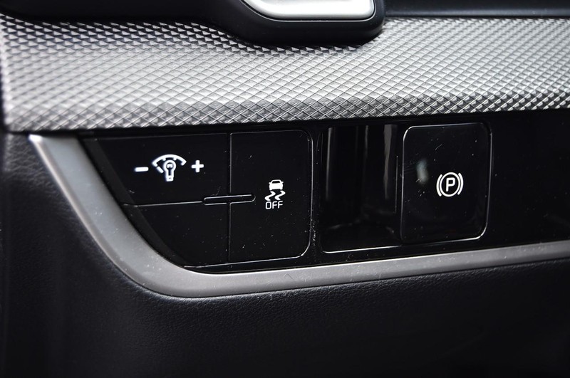 Kia Sportage Vehicle Image 09