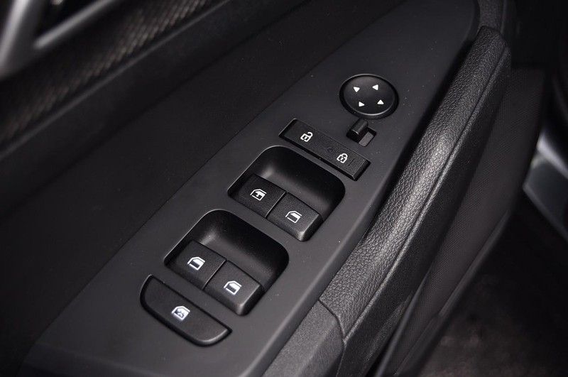 Kia Sportage Vehicle Image 08