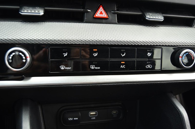 Kia Sportage Vehicle Image 13