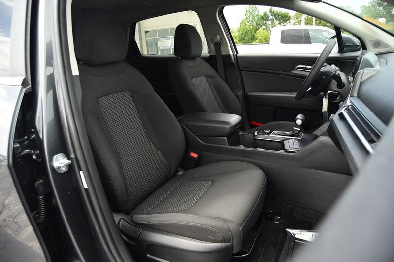 Kia Sportage Vehicle Image 19