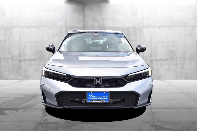 Honda Civic Hatchback Vehicle Image 04
