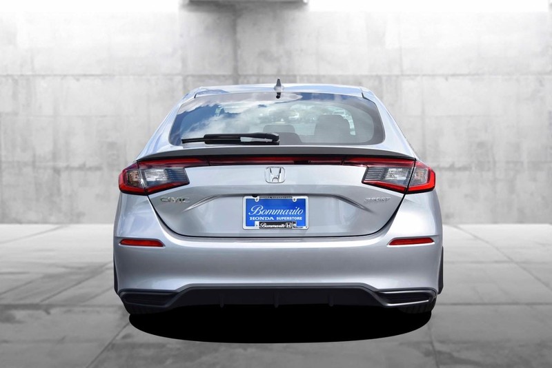 Honda Civic Hatchback Vehicle Image 06