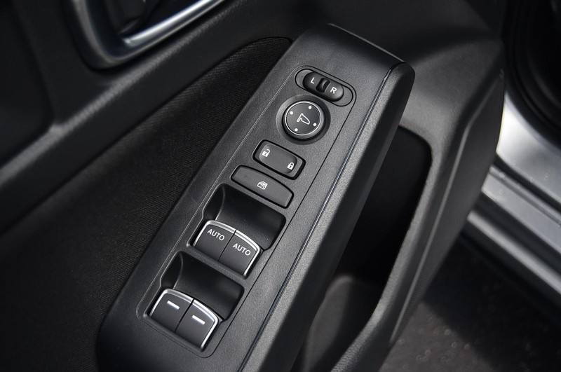 Honda Civic Hatchback Vehicle Image 08