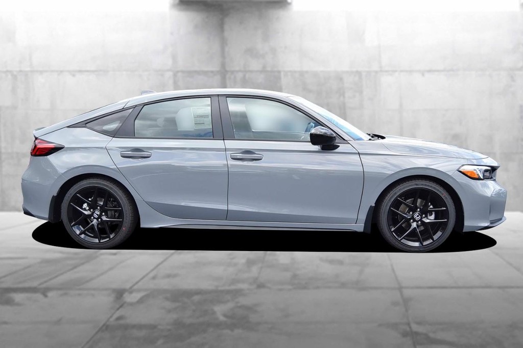 Honda Civic Hatchback Vehicle Image 05