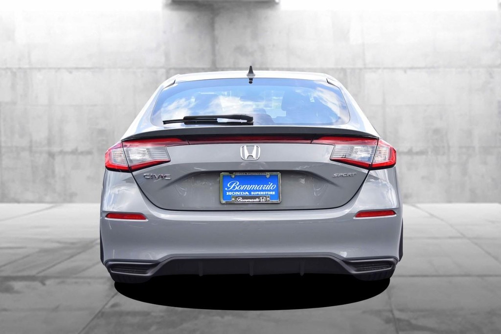 Honda Civic Hatchback Vehicle Image 06