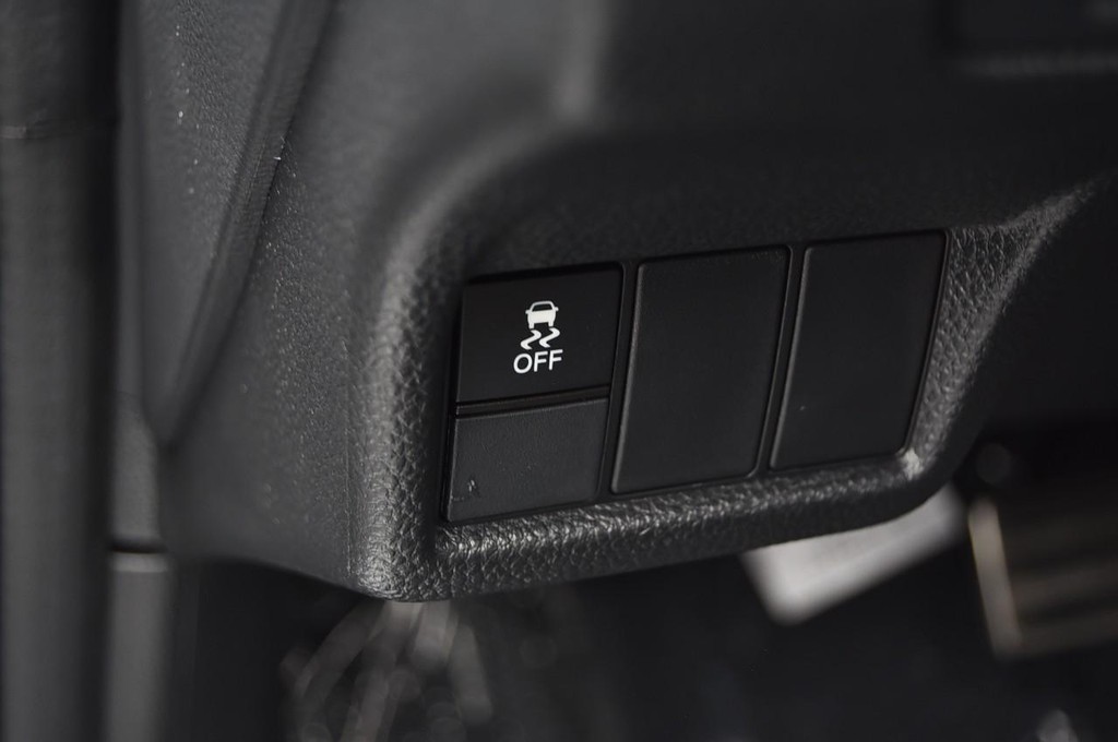 Honda Civic Hatchback Vehicle Image 10