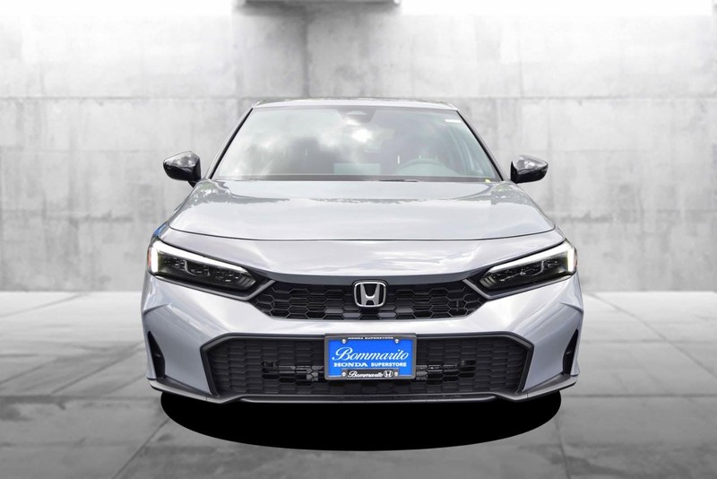 Honda Civic Hatchback Vehicle Image 04