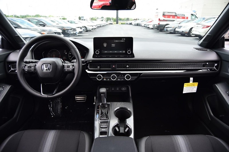 Honda Civic Hatchback Vehicle Image 07