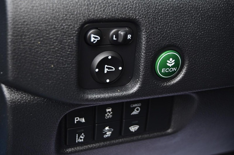 Honda Ridgeline Vehicle Image 13