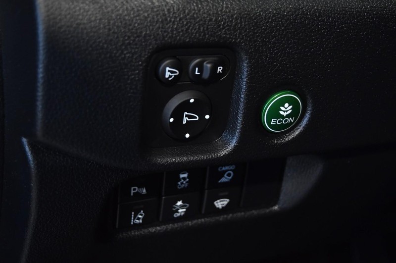 Honda Ridgeline Vehicle Image 12