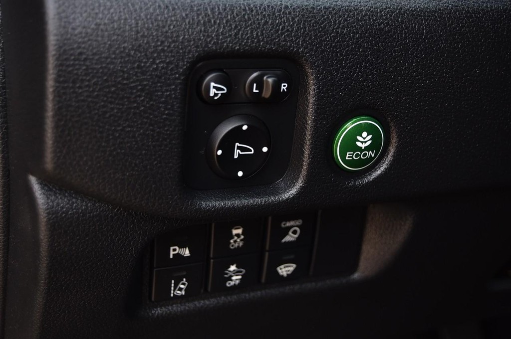 Honda Ridgeline Vehicle Image 13