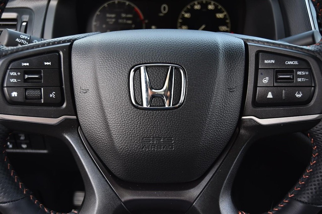Honda Ridgeline Vehicle Image 23