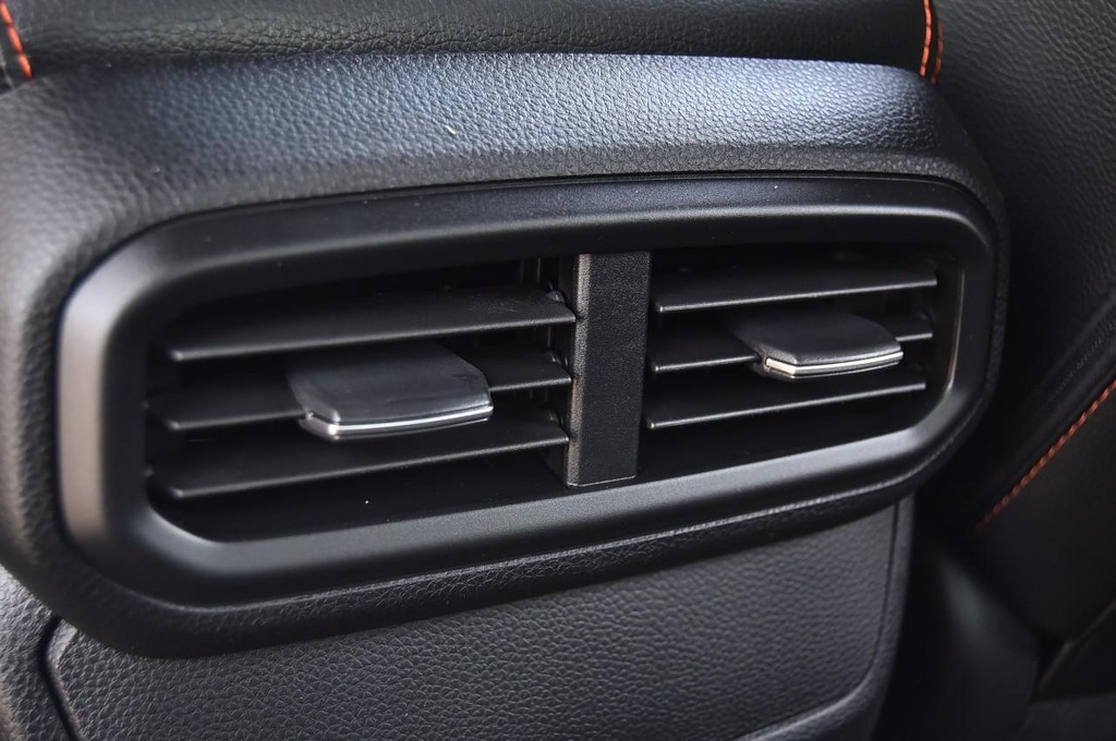 Honda Ridgeline Vehicle Image 28