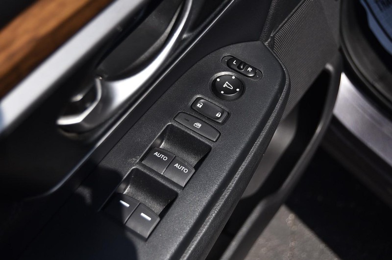 Honda CR-V Vehicle Image 08
