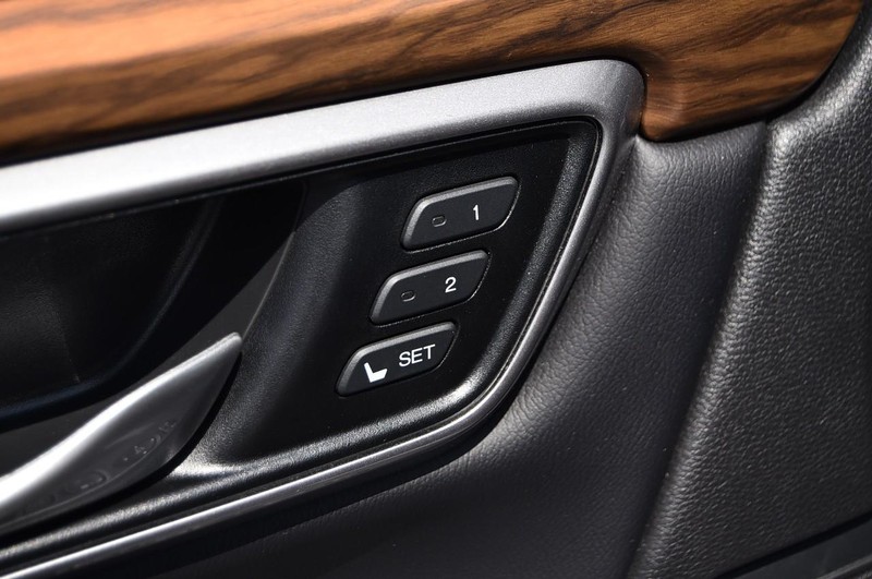 Honda CR-V Vehicle Image 09