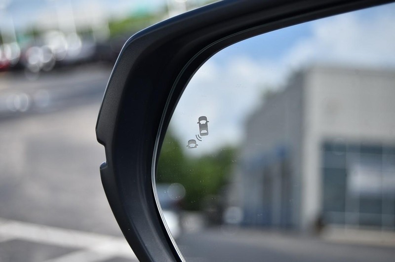 Honda CR-V Vehicle Image 10