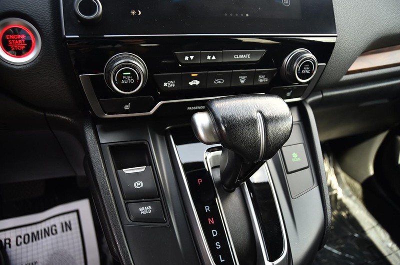 Honda CR-V Vehicle Image 16