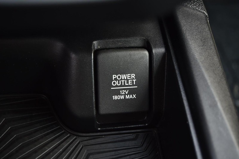 Honda CR-V Vehicle Image 17