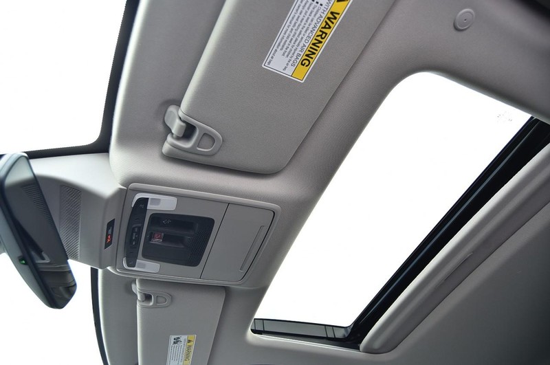Honda Accord Hybrid Vehicle Image 21