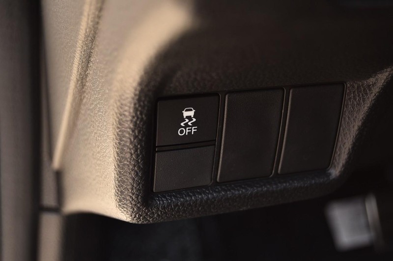 Honda Civic Sedan Hybrid Vehicle Image 11