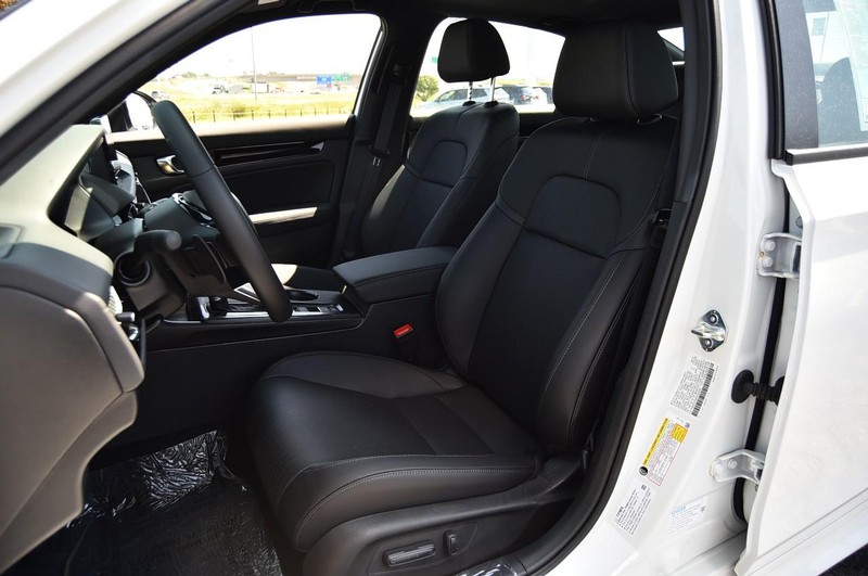 Honda Civic Sedan Hybrid Vehicle Image 21
