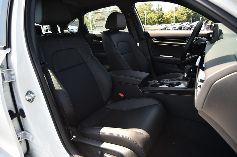 Honda Civic Sedan Hybrid Vehicle Image 22