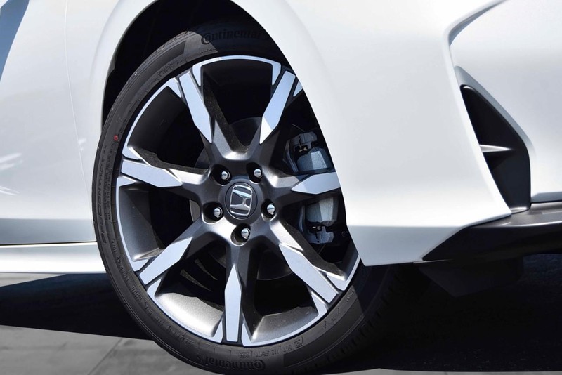 Honda Civic Sedan Hybrid Vehicle Image 03