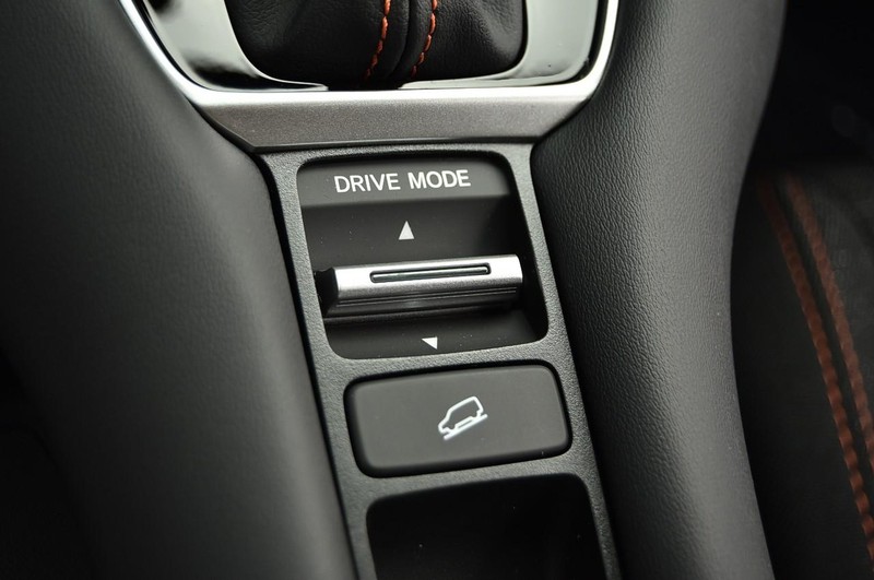 Honda HR-V Vehicle Image 16