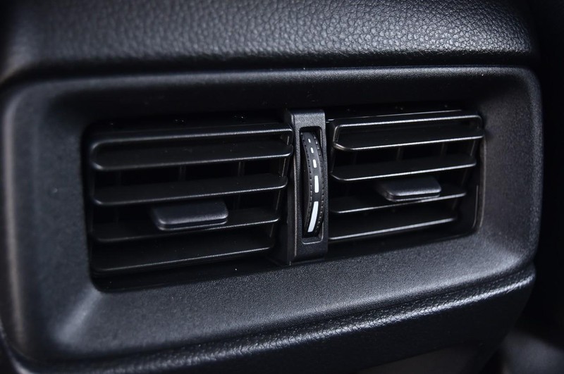 Honda CR-V Vehicle Image 23