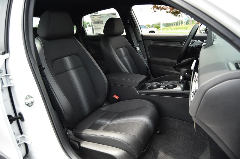 Honda Civic Hatchback Vehicle Image 20