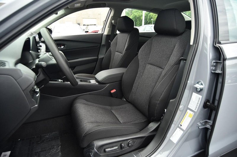 Honda Accord Sedan Vehicle Image 18