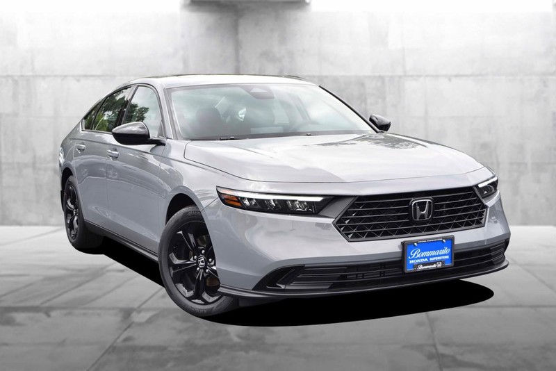 Honda Accord Sedan Vehicle Image 02