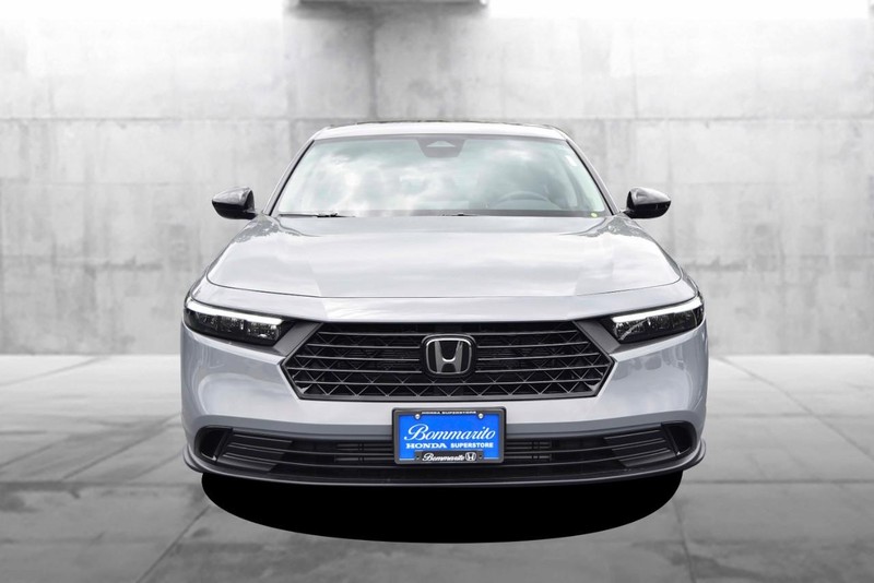 Honda Accord Sedan Vehicle Image 04