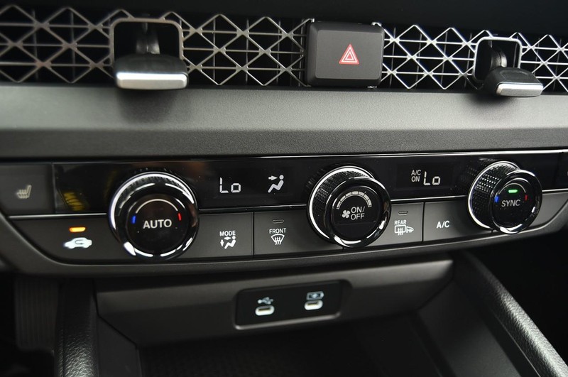 Honda Accord Sedan Vehicle Image 13