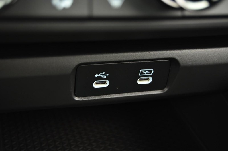 Honda Accord Sedan Vehicle Image 14