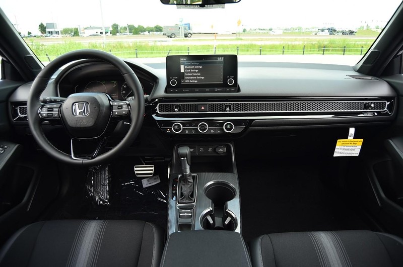 Honda Civic Sedan Hybrid Vehicle Image 07