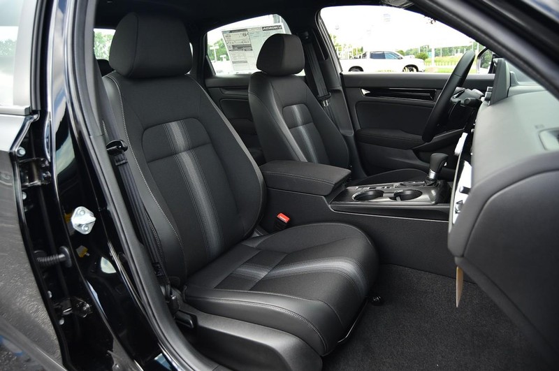Honda Civic Sedan Hybrid Vehicle Image 20