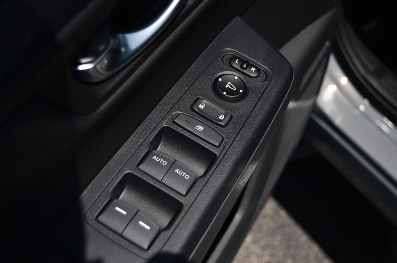 Honda CR-V Hybrid Vehicle Image 08