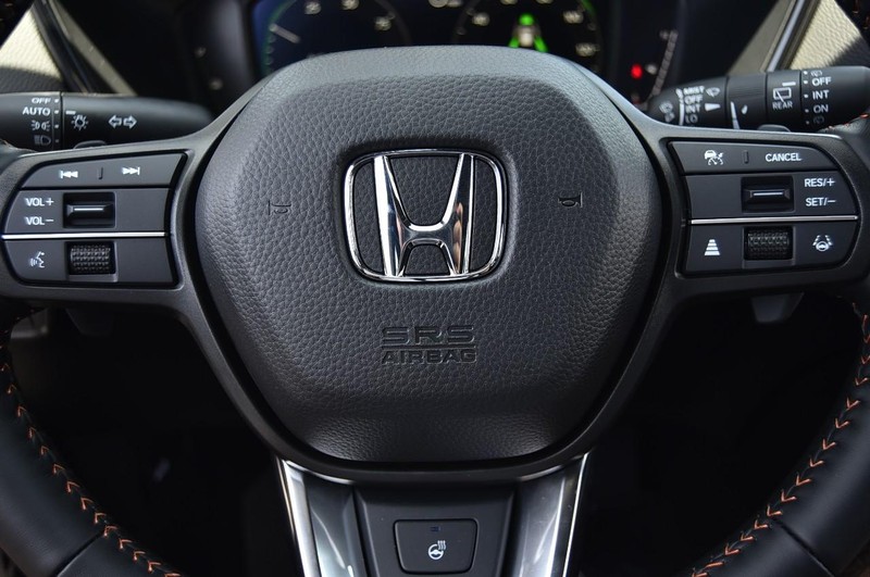 Honda CR-V Hybrid Vehicle Image 18